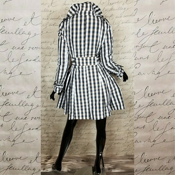 Aryn K Coat Dress - Picture 2 of 5